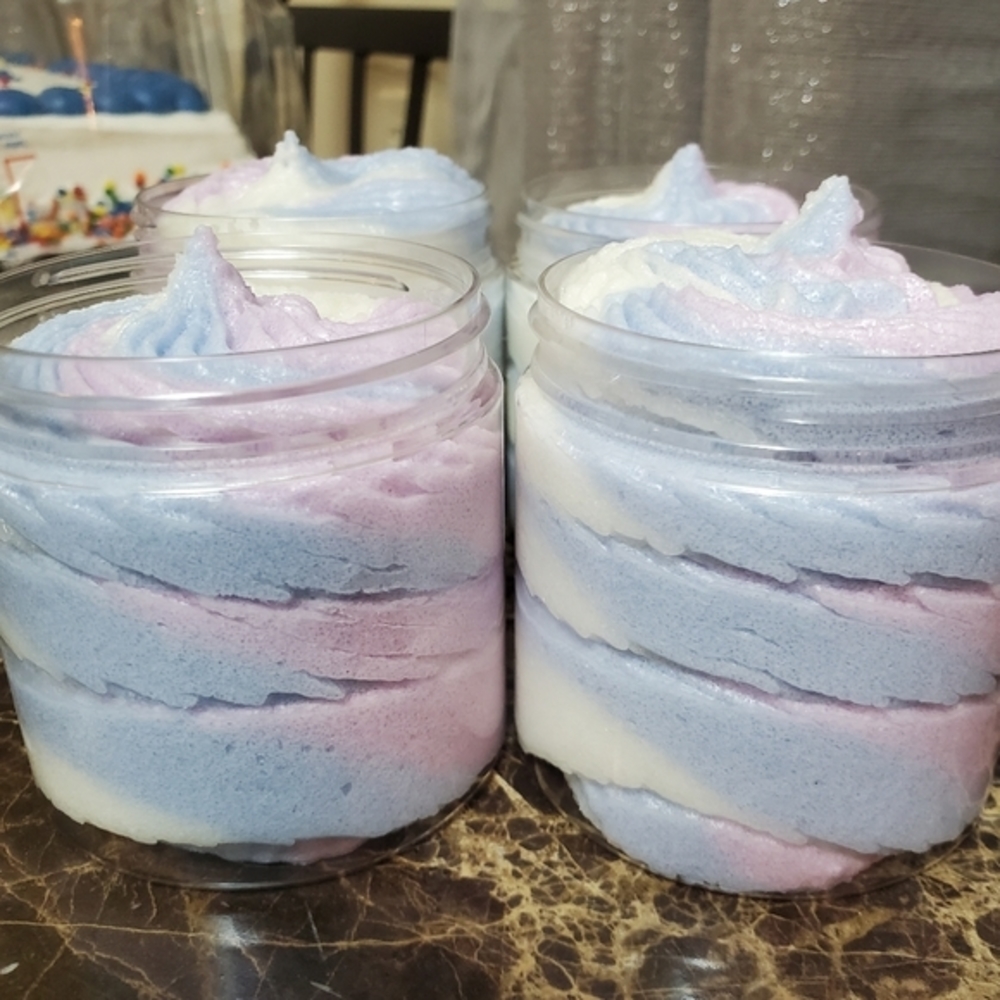 I have hand made soy candles, body butters, an scrubs - Picture 7 of 16